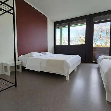 Restaurant Domaine De Sangayrac Отель *