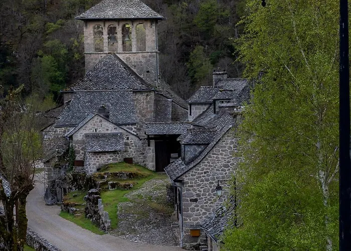 Отель Restaurant Domaine De Sangayrac *