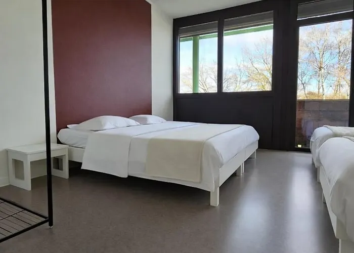 Restaurant Domaine De Sangayrac Отель *