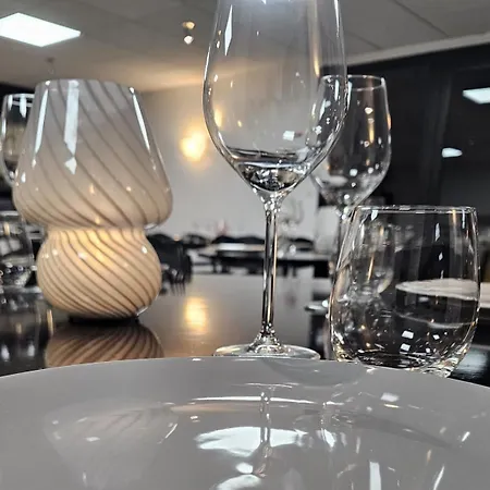 Hotel Restaurant Domaine De Sangayrac